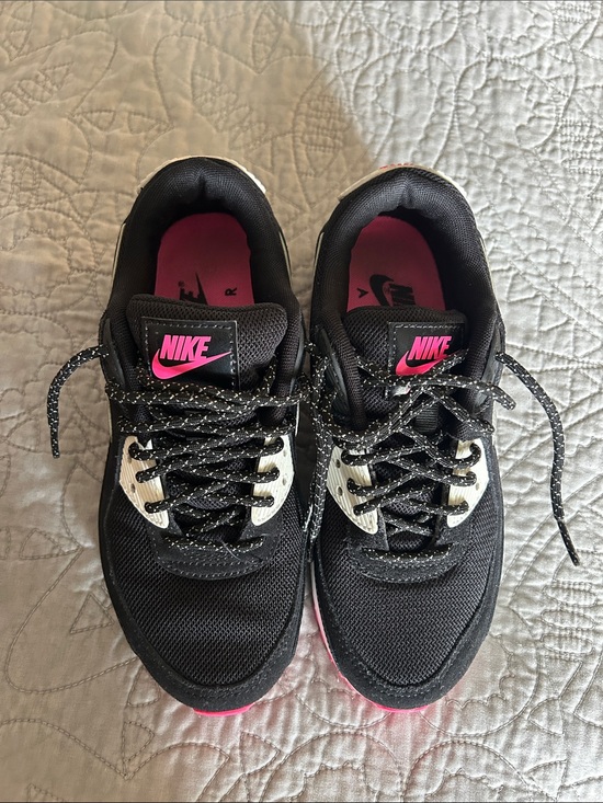 Nike Shoes - Nike Women's Black & Hot Pink Running Sneakers